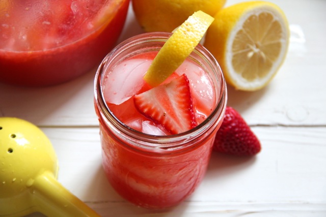 Strawberry lemonade