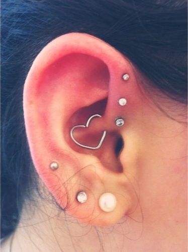 heart daith hoop with forward helix and pearl lobe