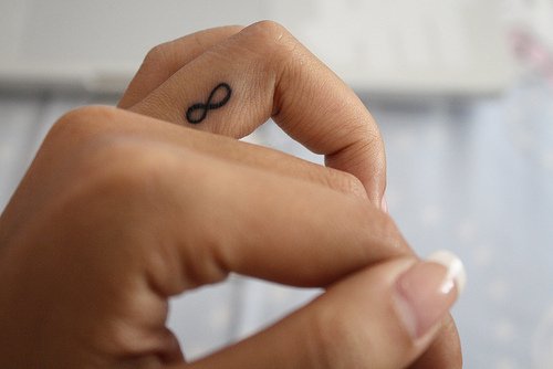 finger-tattoo12