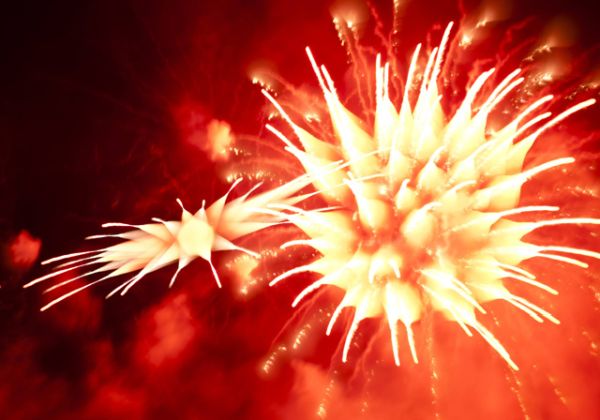 Abstract firework bloom with soft-to-sharp light trails