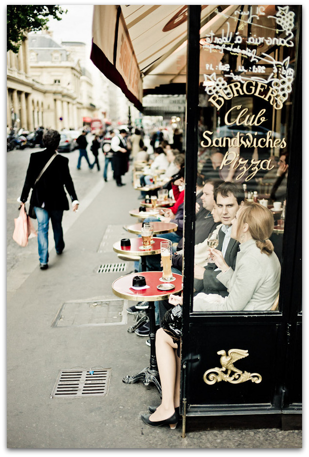 Under the sky of Paris