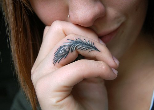 finger-tattoo23