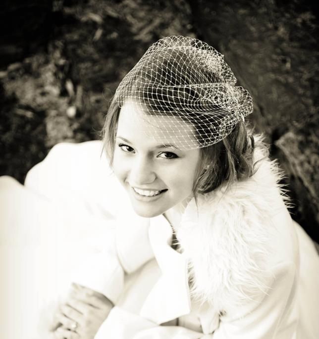 Birdcage veil detail with fine netting