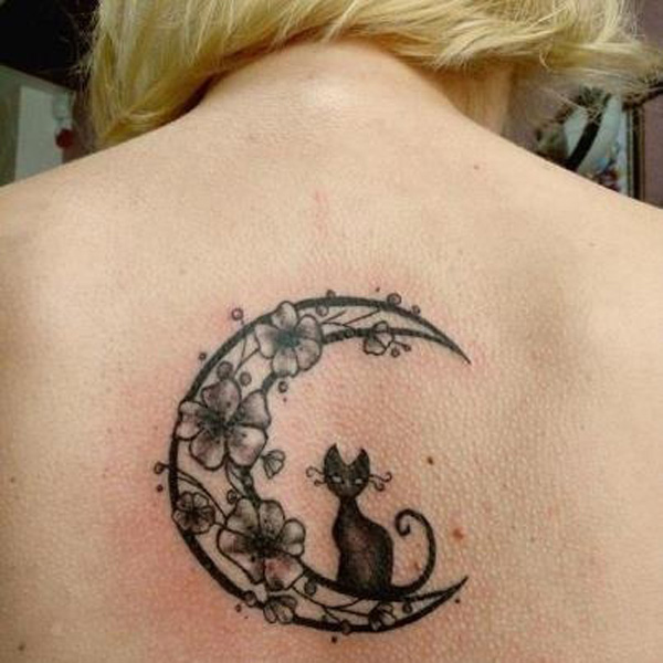 moon-tattoo-women01