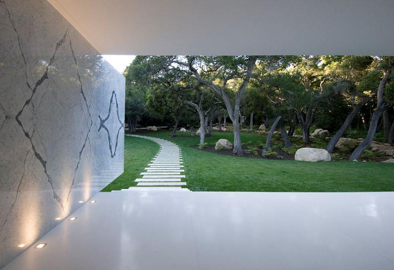 Glass Pavilion bedroom with glass walls