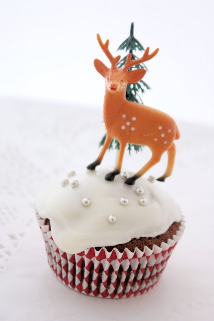 Christmas cupcake with candy cane accents