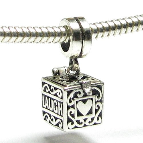 Bracelet charm gallery image