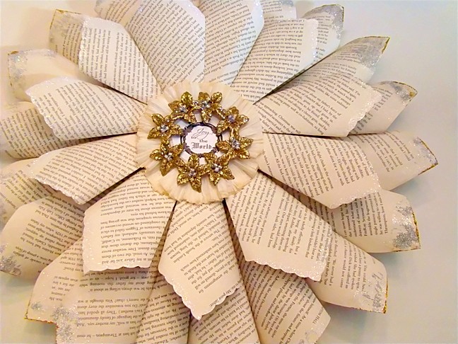 book-page-wreath09