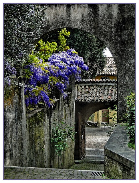 Ancient Archway, Lombardy, Italy Ancient Archway, Lombardy, Italy