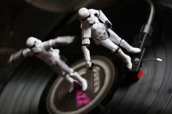 Ordinary-Day-Stormtrooper28 Stormtroopers on a spinning Queen vinyl record and tonearm