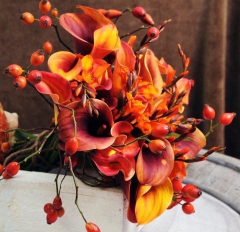 Warm earthy fall bouquet close-up