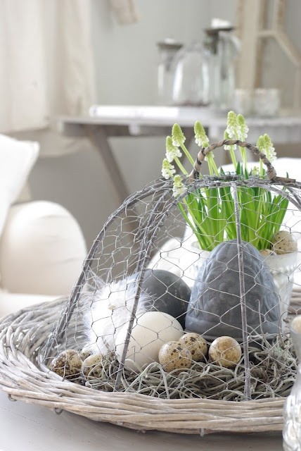 Natural Easter greenery décor