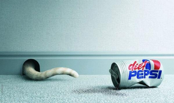 Fast-read outdoor style ad