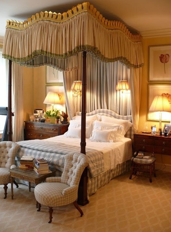 canopy-beds14 Canopy bedroom with soft drapery