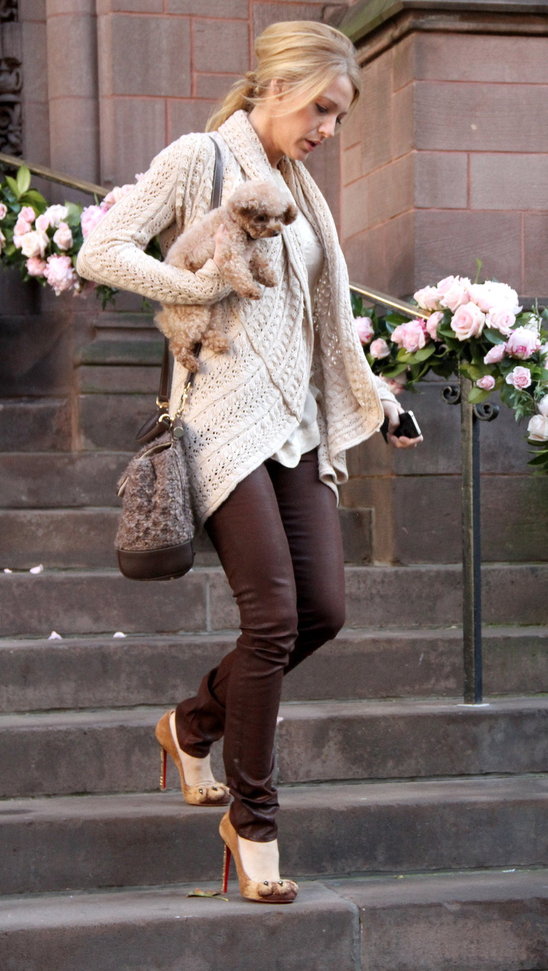 Blake Lively street style look