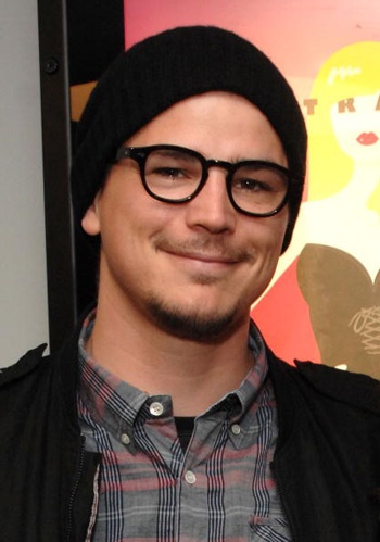 Another celebrity glasses style reference
