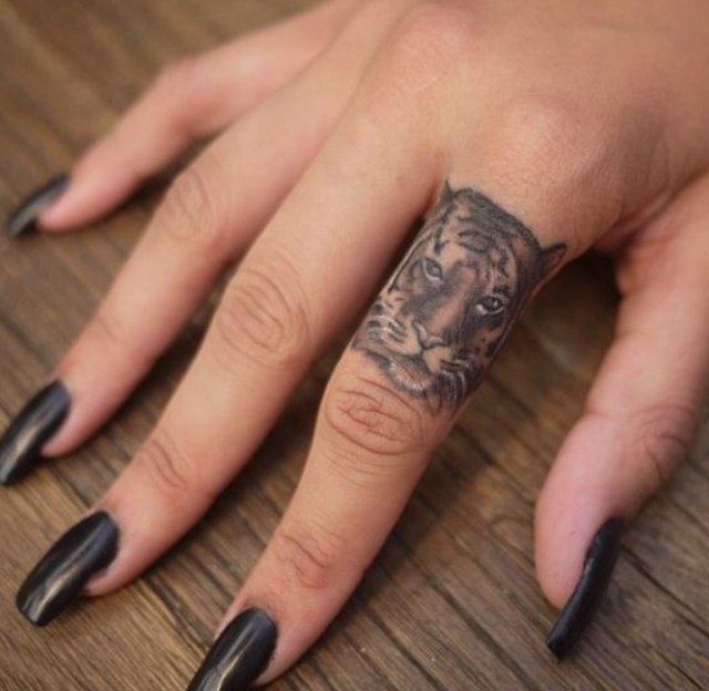 finger-tattoo38