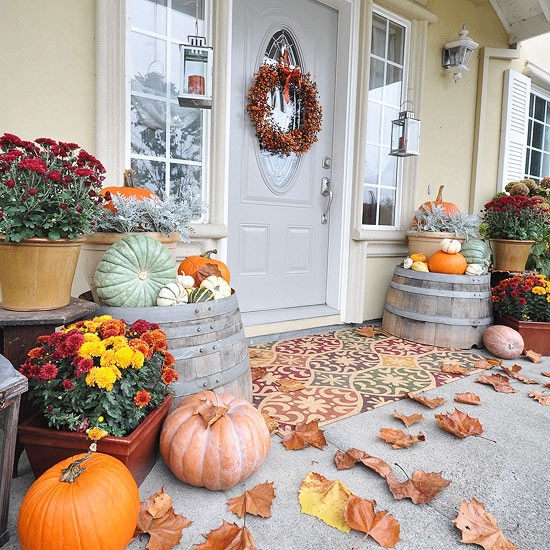 Pumpkin and mum porch display