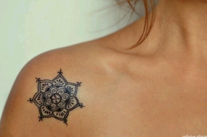 Shoulder mandala tattoo