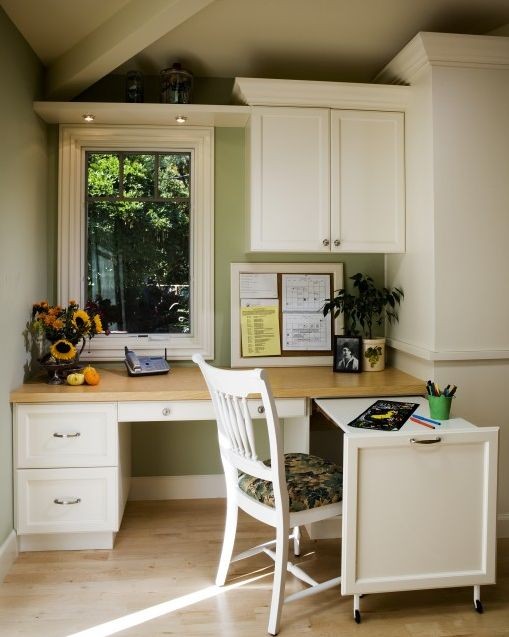Vertical storage in a home office