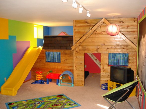 Basement playroom furniture layout