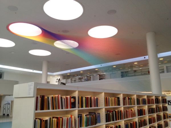 rainbow-thread-dawe03 Rainbow thread art installation