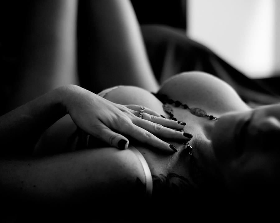 Boudoir photography wardrobe idea