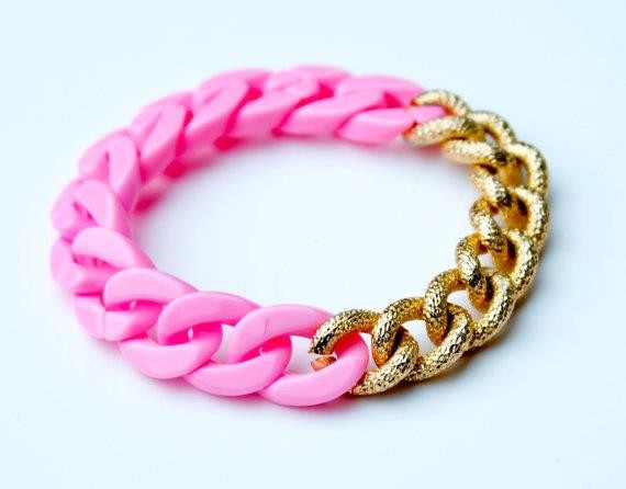 be-jeweled16 Statement jewelry against a simple outfit