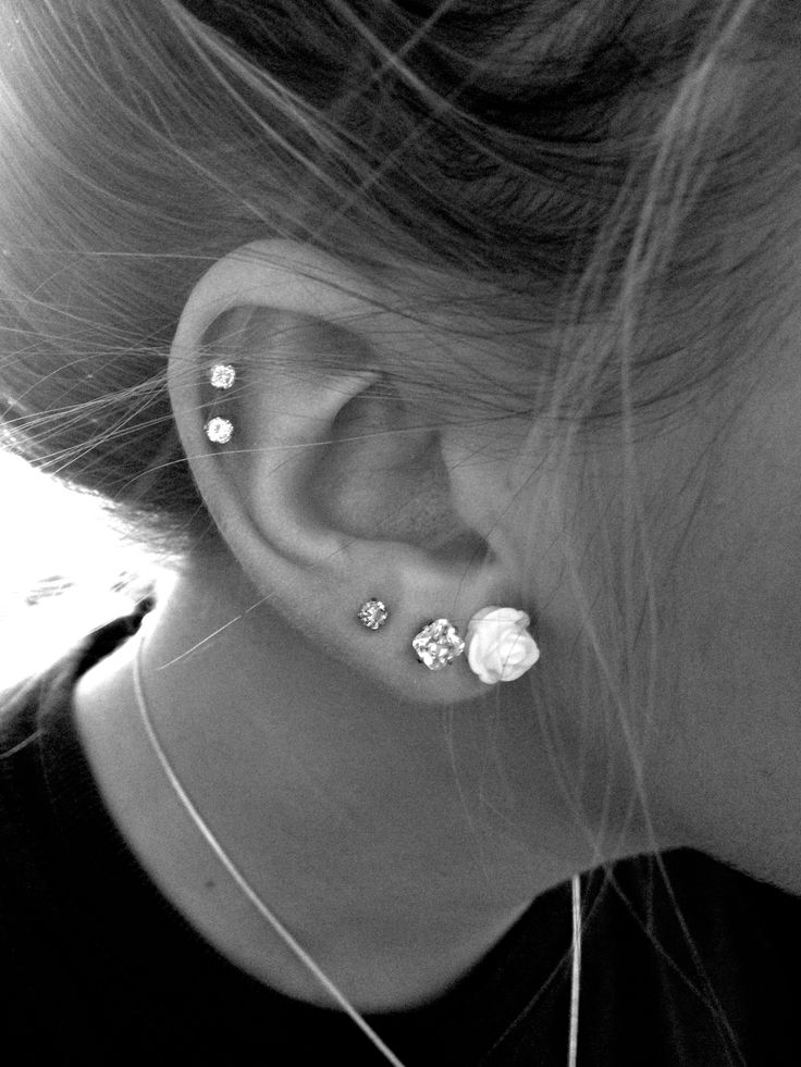 rose stud lobe with square gem and helix pair