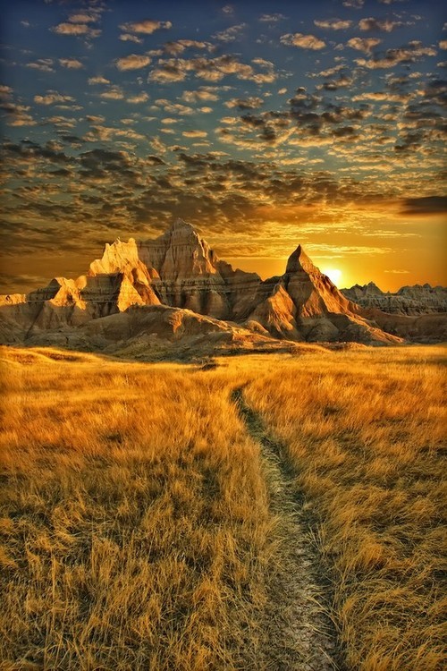 Golden Sunset, Badlands, South Dakota Golden Sunset Badlands South Dakota