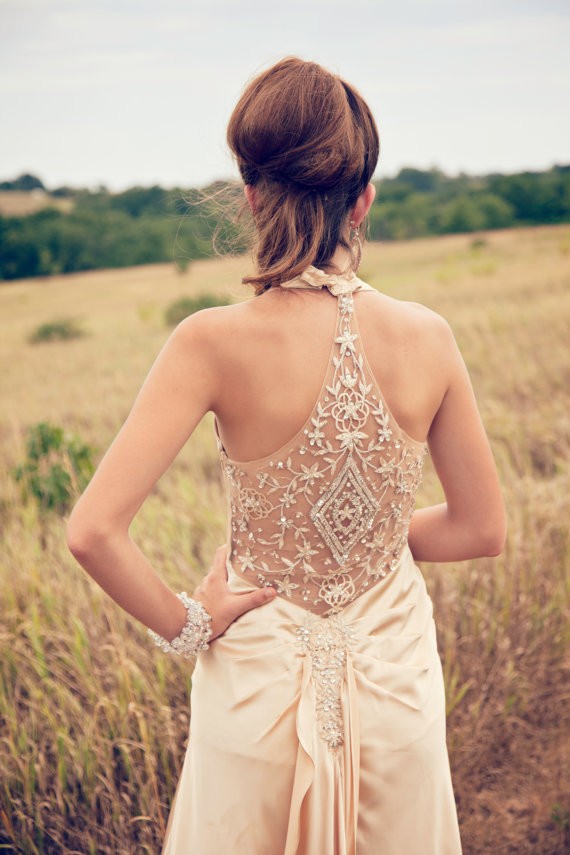 Elegant lace clothing detail