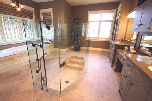 Elegant formal bathtub setting