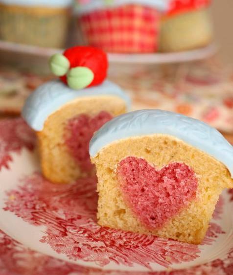 Valentine cake