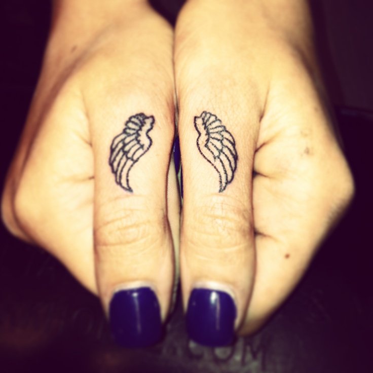 finger-tattoo10