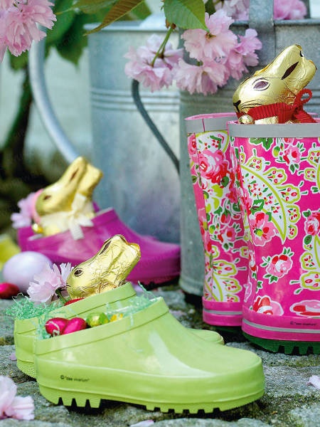 Creative Easter egg home décor