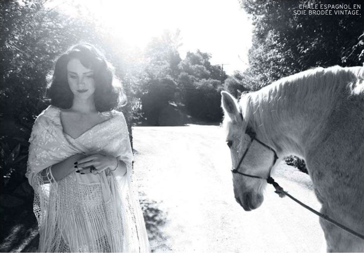 lana-del-rey-2013-april09