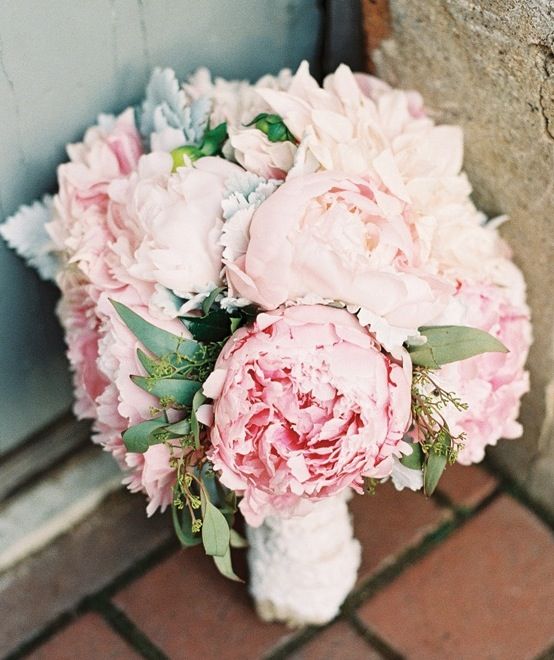 Romantic pink bridal bouquet close-up