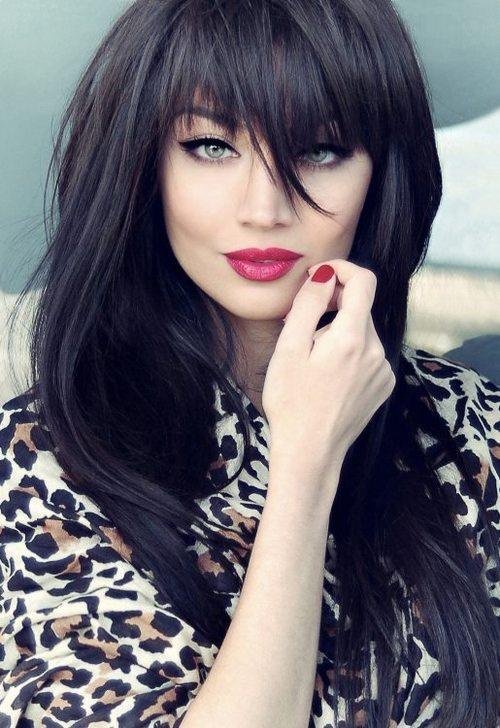 Dark hair length with soft movement