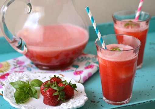 Strawberry agua fresca