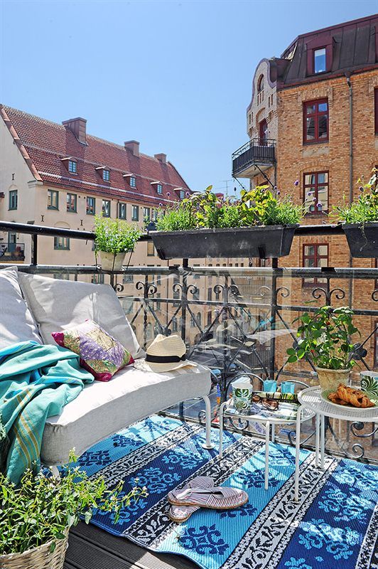 Balcony garden with hanging plants