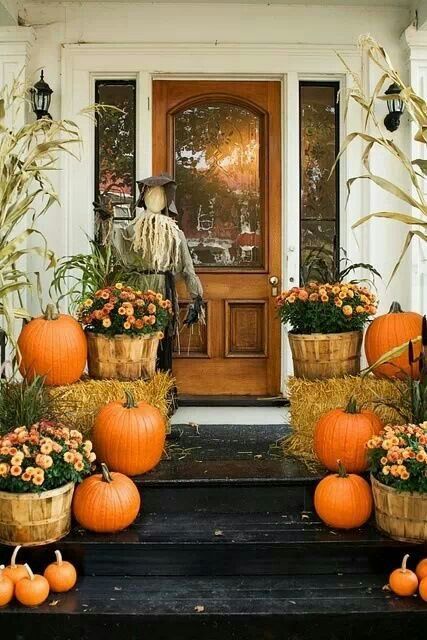 Front porch autumn styling idea
