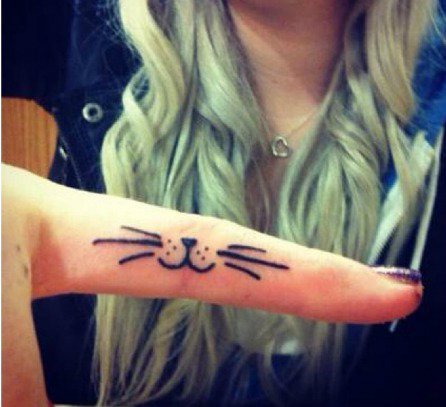 finger-tattoo15