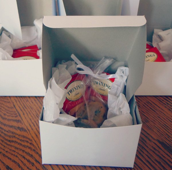 00 Boxes with English Breakfast Tea and chocolate chip cookies