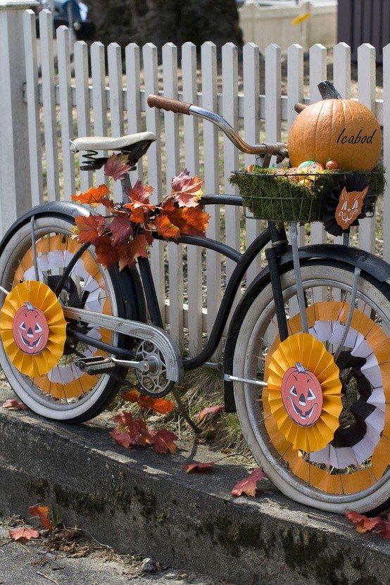 Halloween interior styling