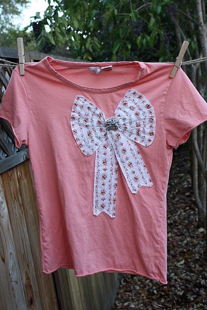 Creative T-shirt cut and restyle idea