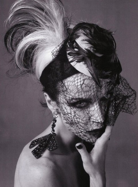 Fashion hat with fine detail