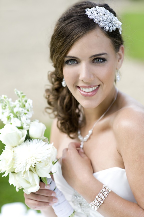 Pearl floral silver headpiece with bridal bouquet