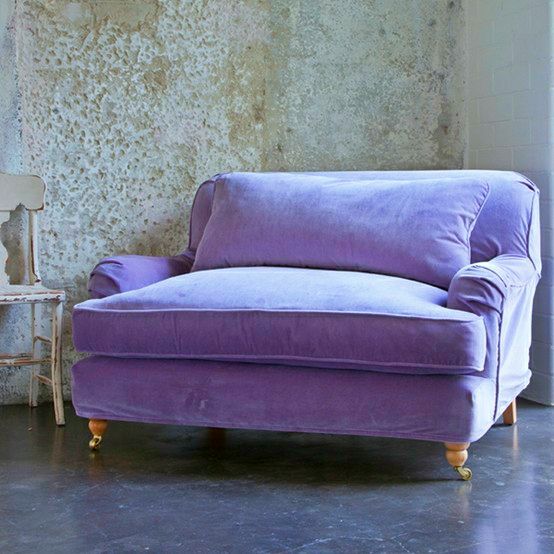 Compact armchair for small rooms