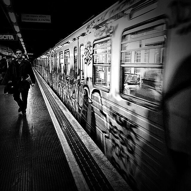 Fabio Giavara station waiting scene