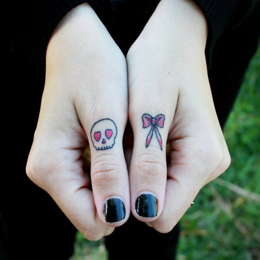 finger-tattoo13